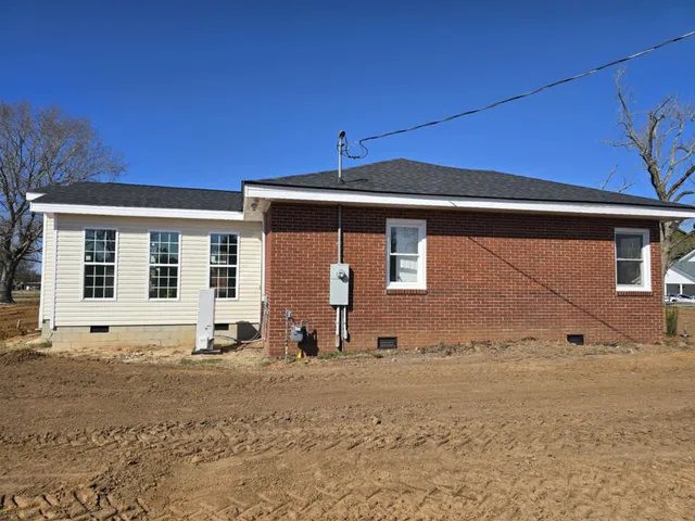 $295,400 | 20 Rosa Spring Road, Johnston, SC 29832