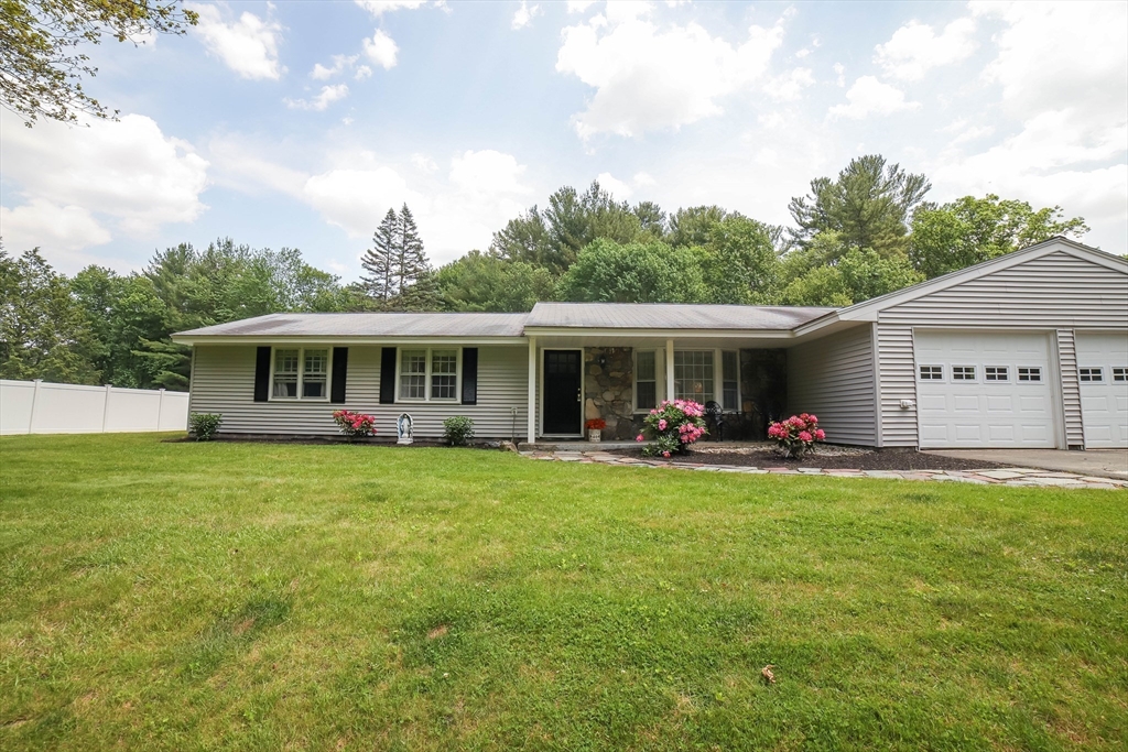 40 Old Stage Road Chelmsford, MA 01824 - Photo 25 of 34 a view of a house with backyard and garden
