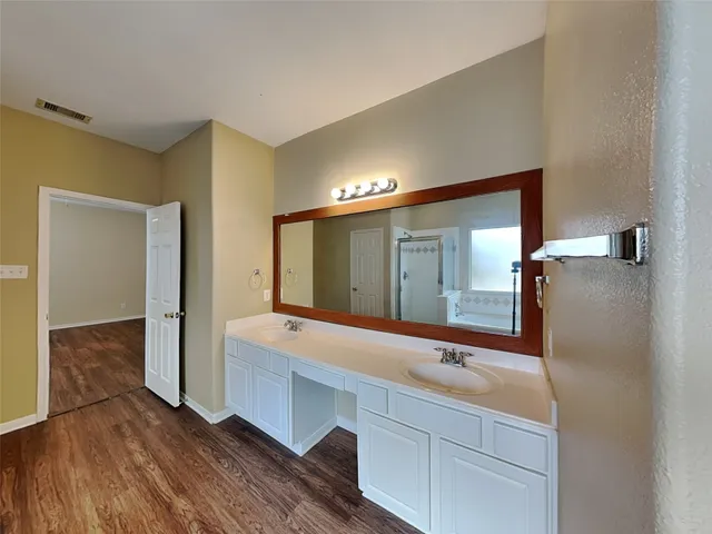 $2,450 | 2902 Auburn Falls Lane, Houston, TX 77084