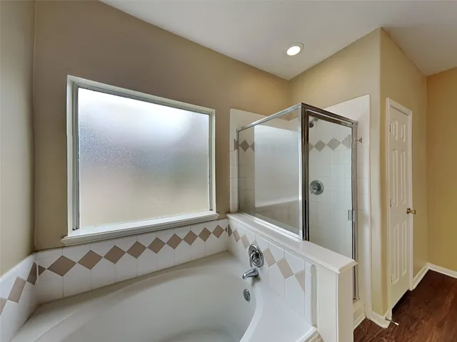 $2,450 | 2902 Auburn Falls Lane, Houston, TX 77084