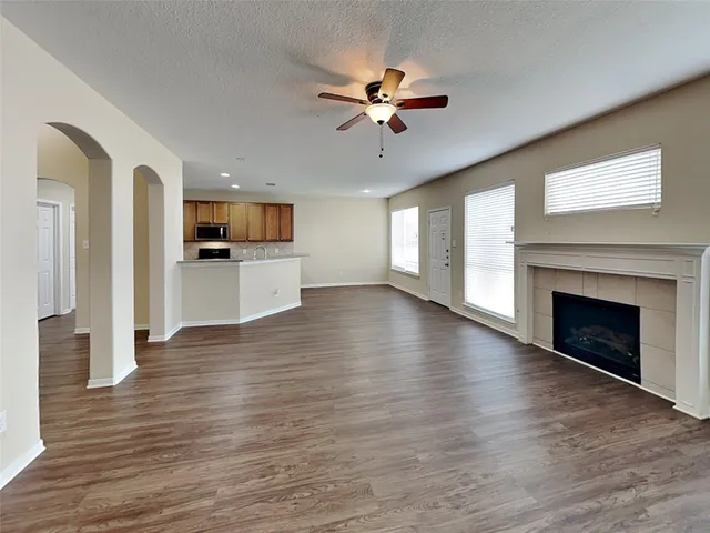 $2,450 | 2902 Auburn Falls Lane, Houston, TX 77084