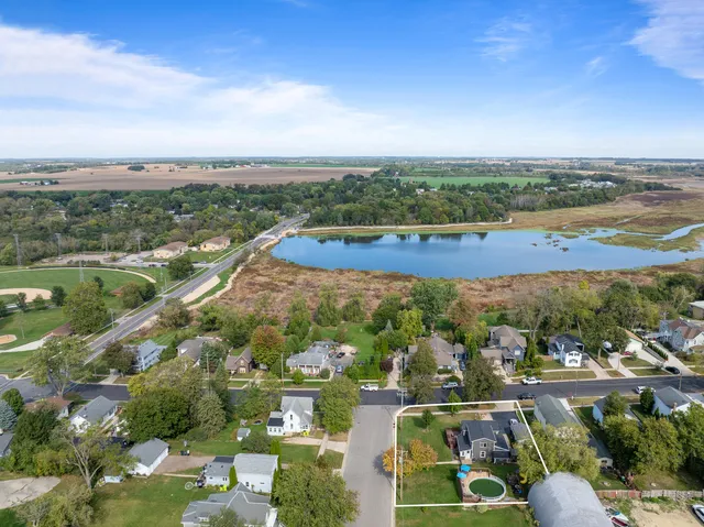 $337,000 | 119 North Main Street, Delavan, WI 53115