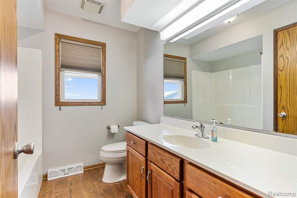 3460 South Reese Road Frankenmuth, MI 48734 - Photo 17 of 39