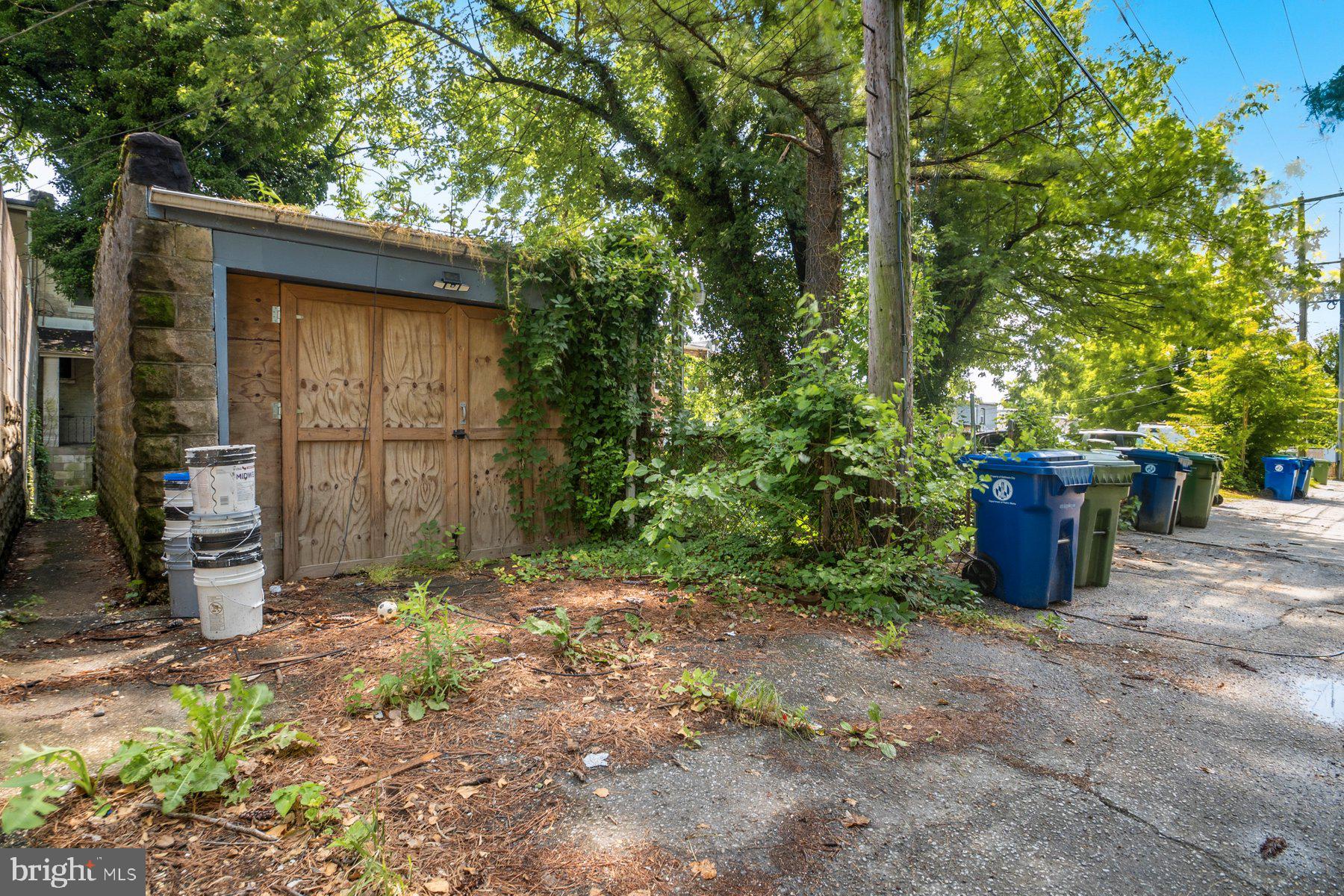 130 Collins Avenue Baltimore, MD 21229 - Photo 17 of 29