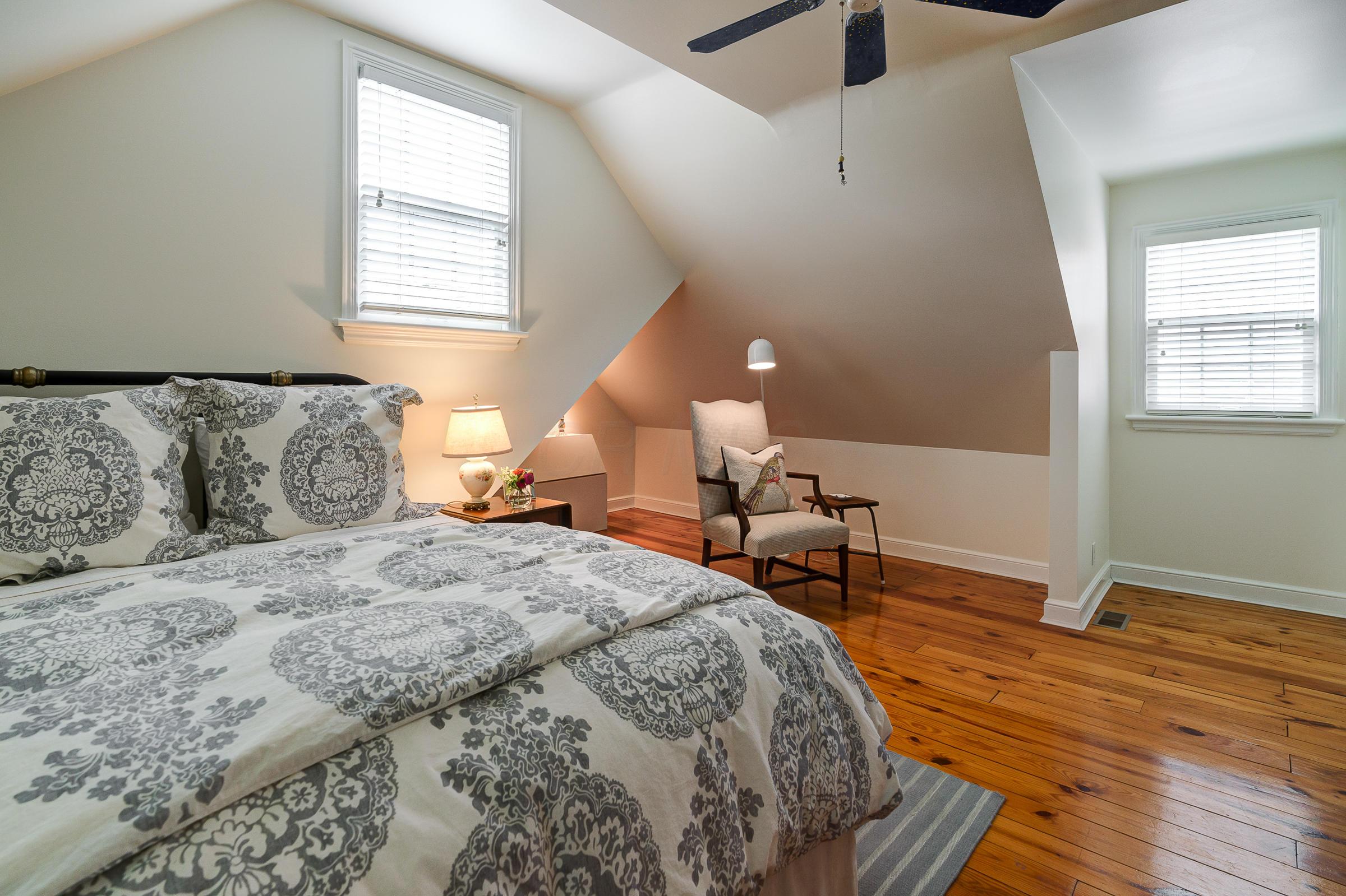 2404 Abington Road Columbus, OH 43221 - Photo 26 of 35
