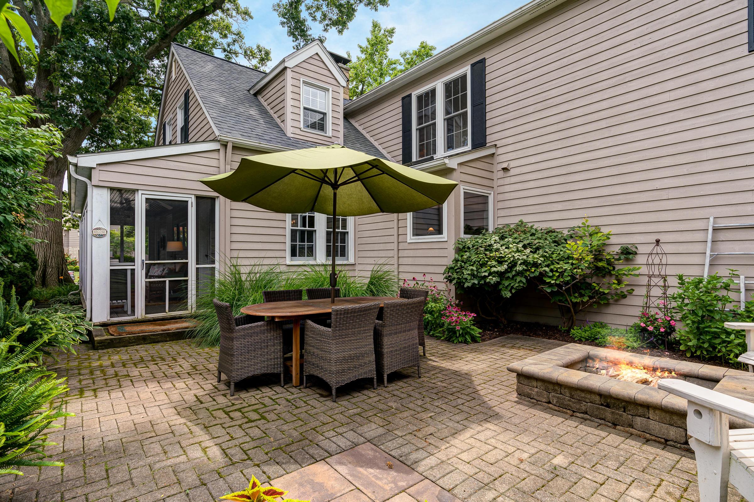 2404 Abington Road Columbus, OH 43221 - Photo 32 of 35