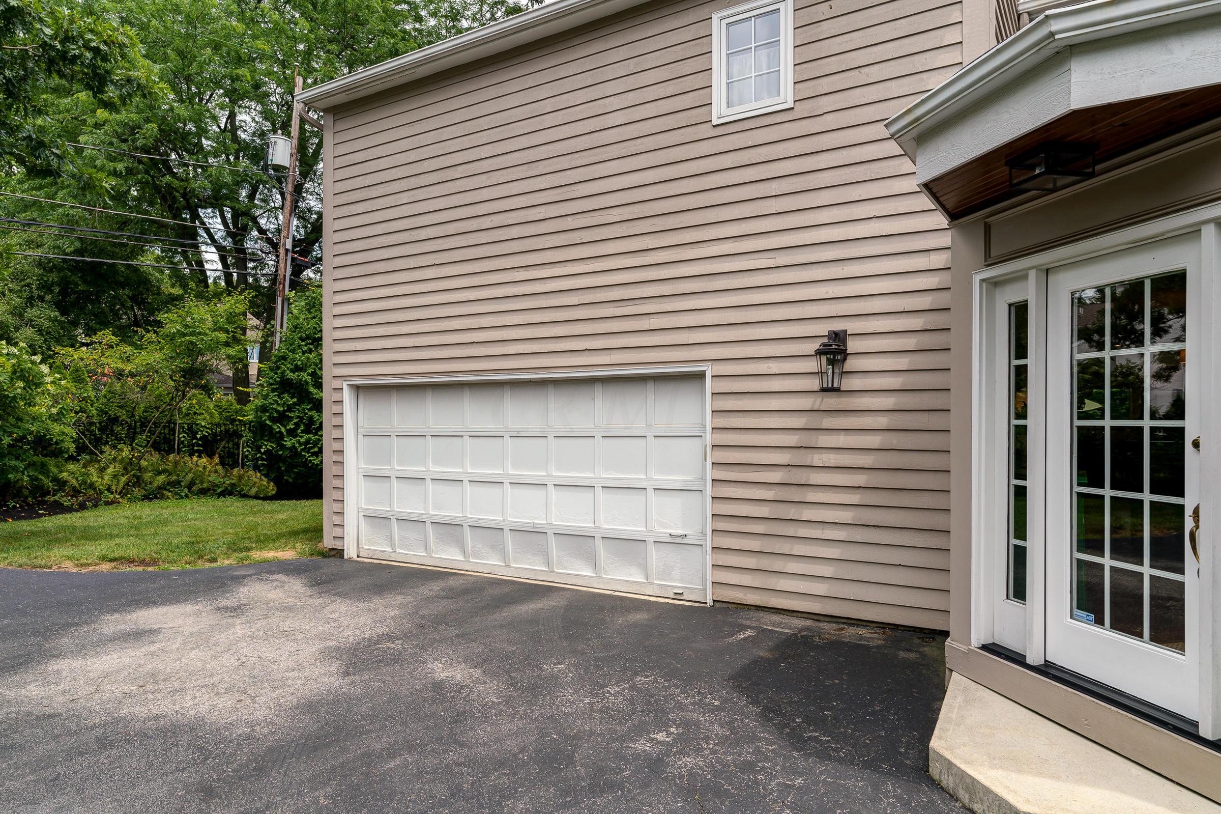 2404 Abington Road Columbus, OH 43221 - Photo 35 of 35