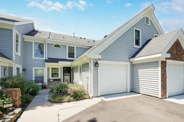 $279,900 | 14389 Bedford Drive, Eden Prairie, MN 55346