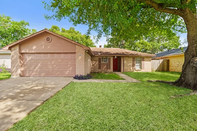 $1,695 | 24110 Griffin House Lane, Katy, TX 77493