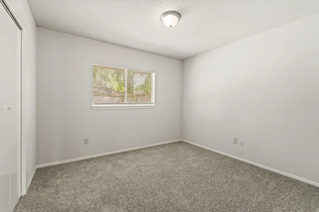 $1,695 | 24110 Griffin House Lane, Katy, TX 77493