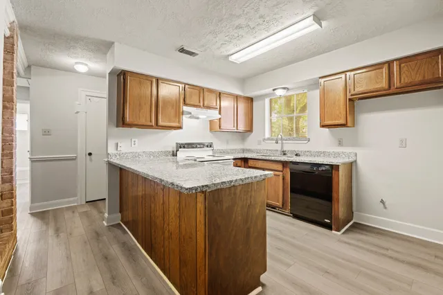 $1,695 | 24110 Griffin House Lane, Katy, TX 77493