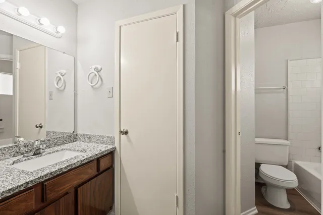 $1,695 | 24110 Griffin House Lane, Katy, TX 77493