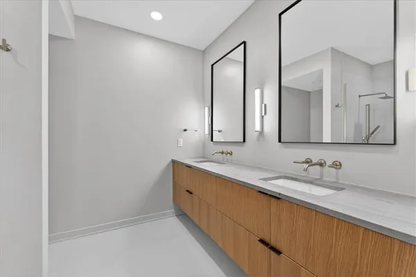 $799,000 | 541 East 19th Street, Kansas City, MO 64108