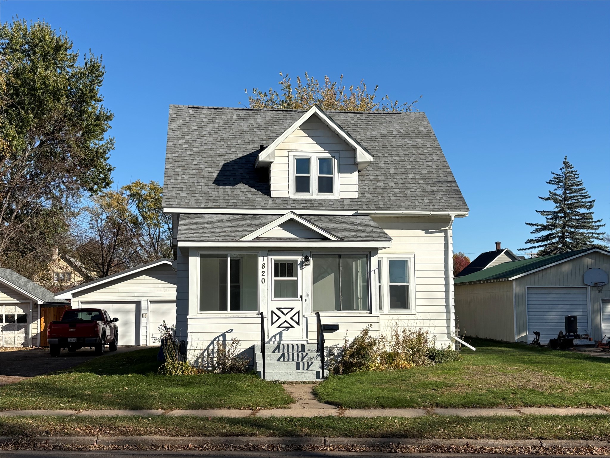 1820 Main Street Bloomer, WI 54724 - Photo 3 of 40