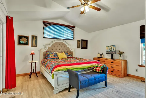 $510,000 | 60191 Highway 200, Clark Fork, ID 83811