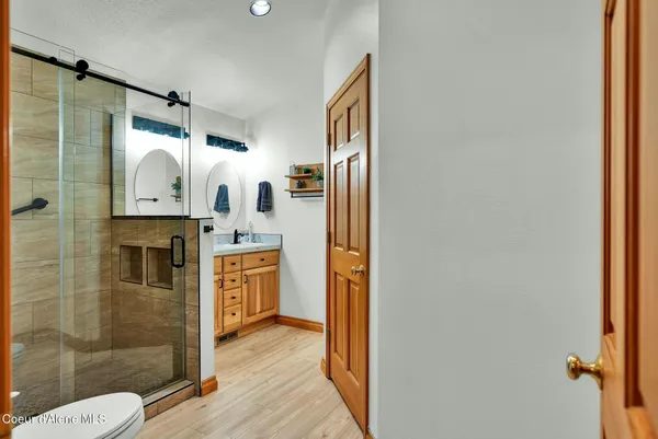 $510,000 | 60191 Highway 200, Clark Fork, ID 83811