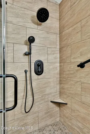 $510,000 | 60191 Highway 200, Clark Fork, ID 83811