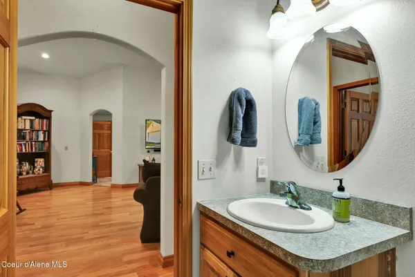 $510,000 | 60191 Highway 200, Clark Fork, ID 83811