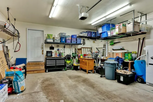 $510,000 | 60191 Highway 200, Clark Fork, ID 83811