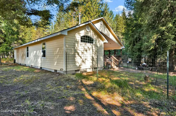 $510,000 | 60191 Highway 200, Clark Fork, ID 83811