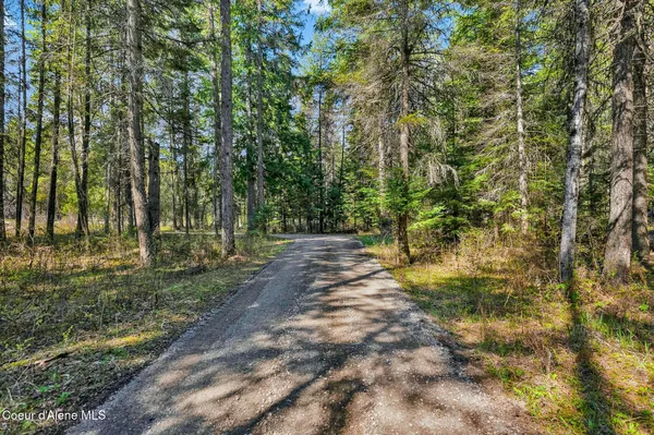 $510,000 | 60191 Highway 200, Clark Fork, ID 83811