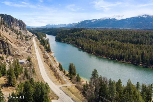 $510,000 | 60191 Highway 200, Clark Fork, ID 83811