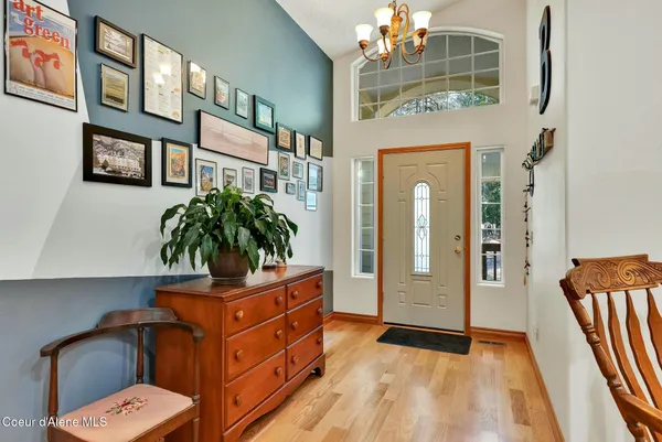 $510,000 | 60191 Highway 200, Clark Fork, ID 83811