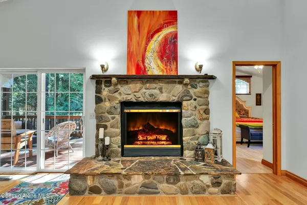 $510,000 | 60191 Highway 200, Clark Fork, ID 83811