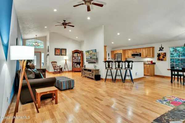 $510,000 | 60191 Highway 200, Clark Fork, ID 83811