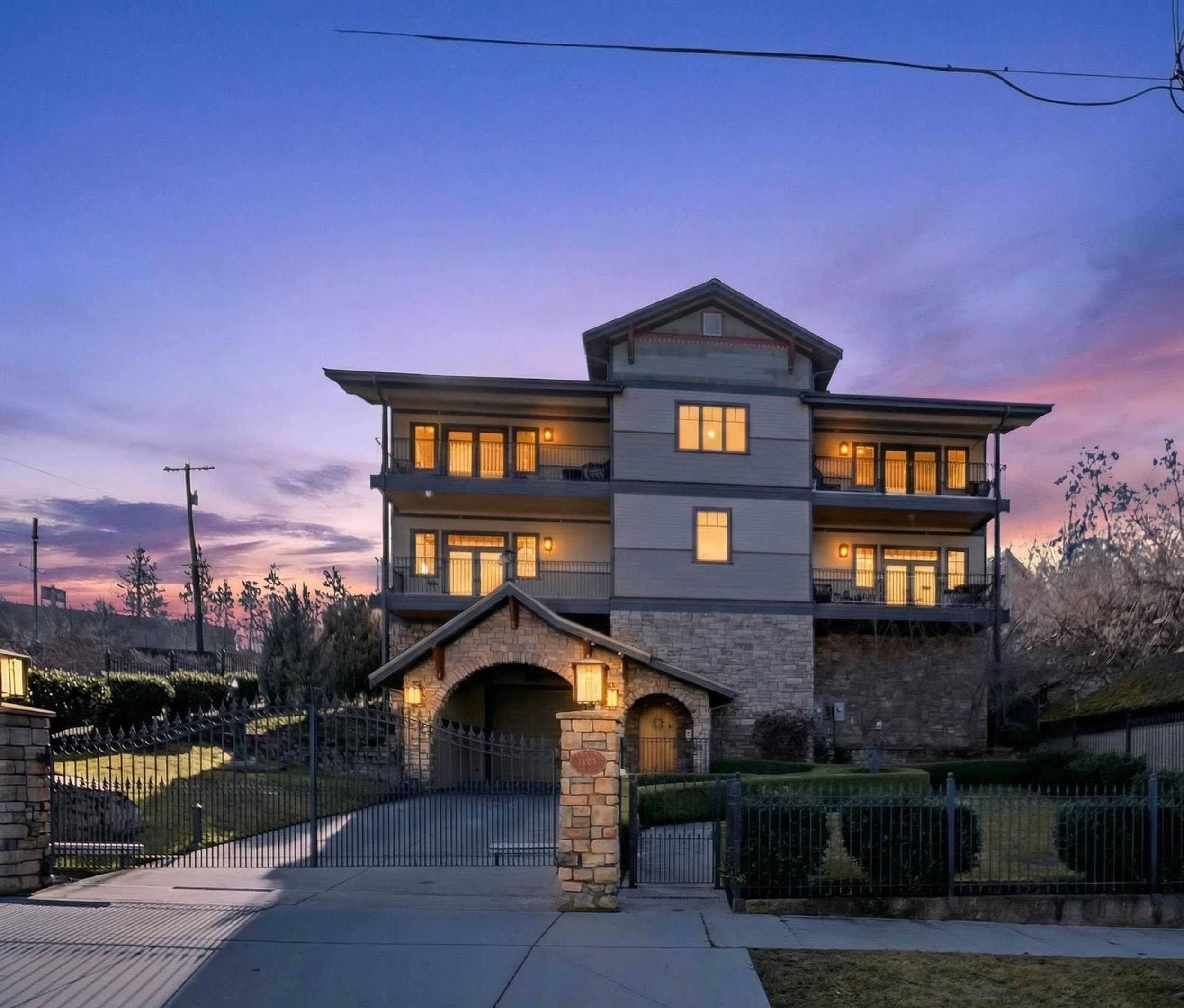 1405 West Water Avenue, Unit 202 Spokane, WA 99201 - Photo 1 of 39