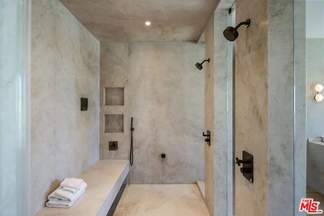 $7,995,000 | 5056 Louise Avenue, Encino, CA 91316