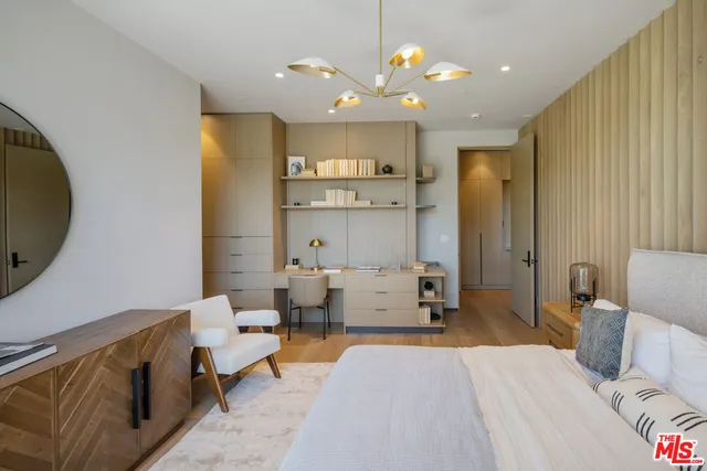 $7,995,000 | 5056 Louise Avenue, Encino, CA 91316