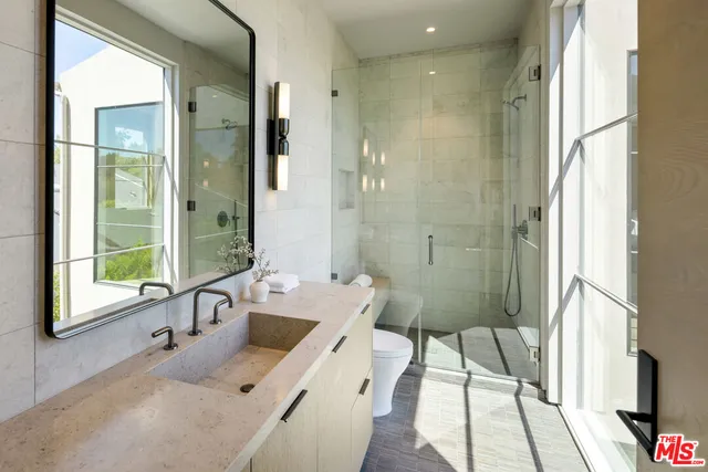 $7,995,000 | 5056 Louise Avenue, Encino, CA 91316