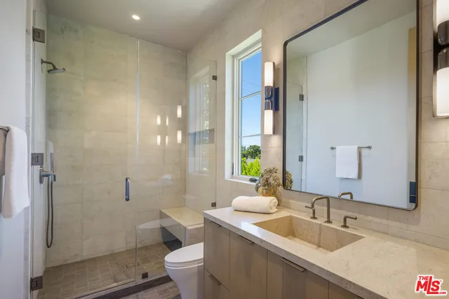 $7,995,000 | 5056 Louise Avenue, Encino, CA 91316