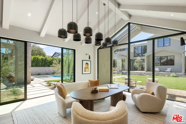 $7,995,000 | 5056 Louise Avenue, Encino, CA 91316