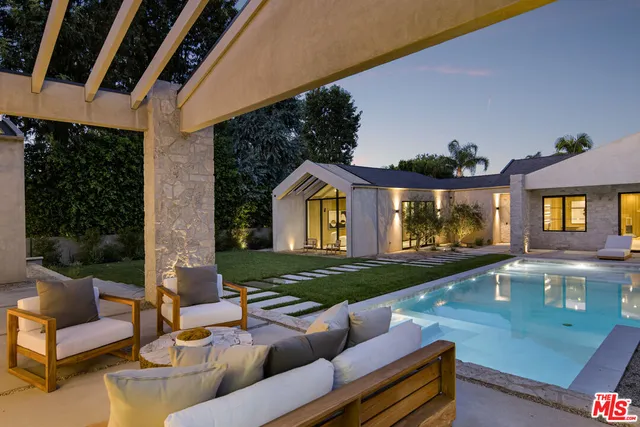 $7,995,000 | 5056 Louise Avenue, Encino, CA 91316