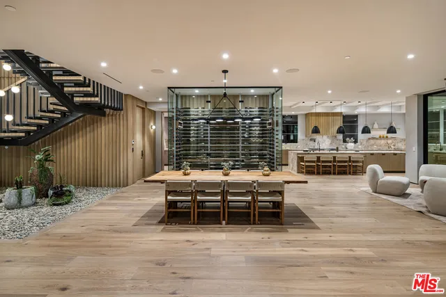 $7,995,000 | 5056 Louise Avenue, Encino, CA 91316