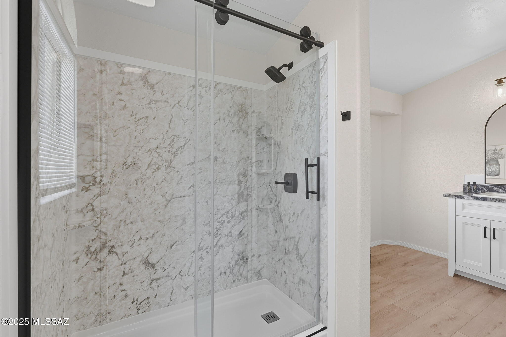 4081 East Rollins Road Tucson, AZ 85739 - Photo 25 of 44 Walk in shower ensuite