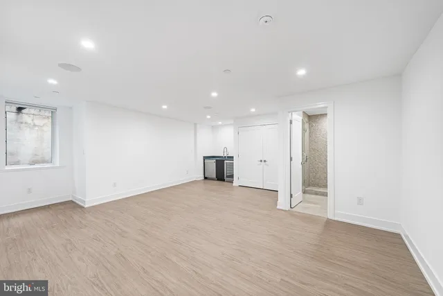 $1,890,000 | 618 South Clarion Street, Philadelphia, PA 19147