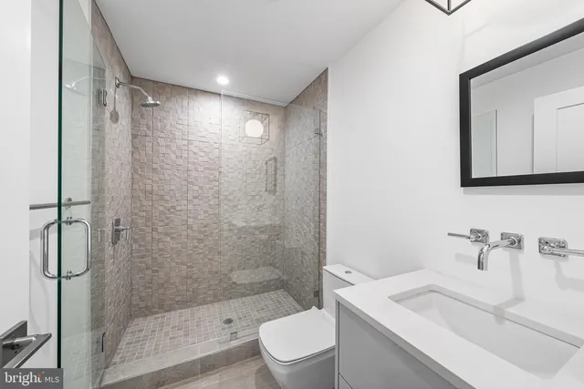 $1,890,000 | 618 South Clarion Street, Philadelphia, PA 19147