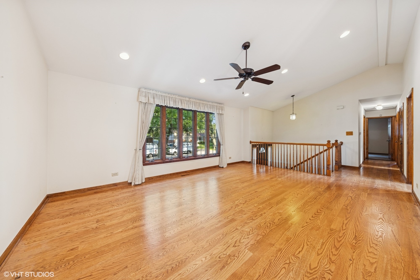 6901 Meadow Crest Drive Downers Grove, IL 60516 - Photo 5 of 42 a view of an empty room with a window