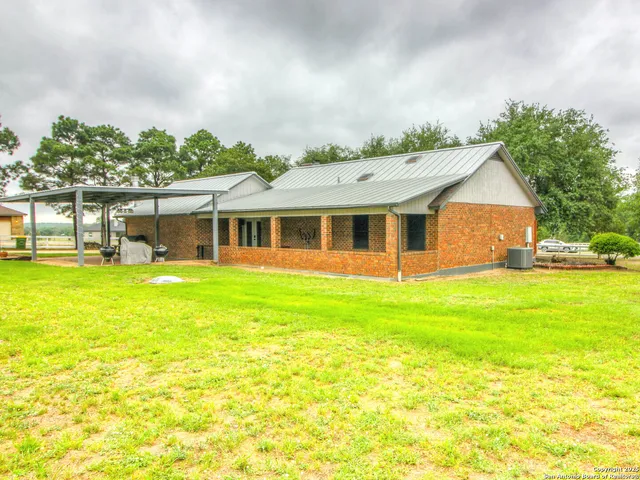 $475,000 | 213 Bluebonnet Road, La Vernia, TX 78121