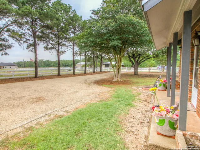 $475,000 | 213 Bluebonnet Road, La Vernia, TX 78121