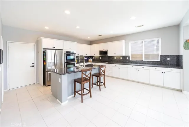 $789,900 | 31343 Kailua Drive, Winchester, CA 92596