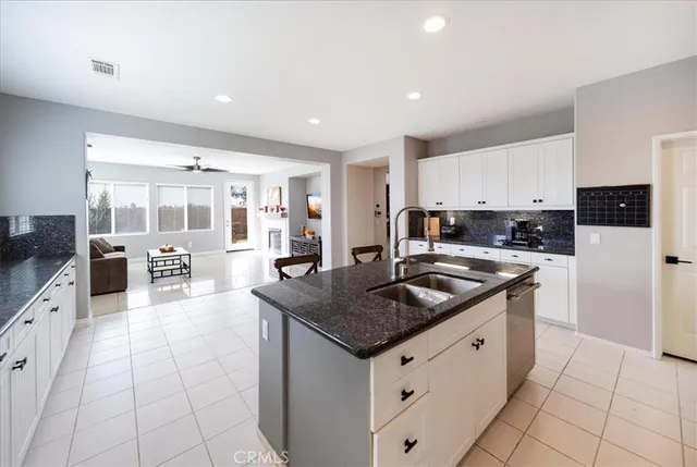 $789,900 | 31343 Kailua Drive, Winchester, CA 92596