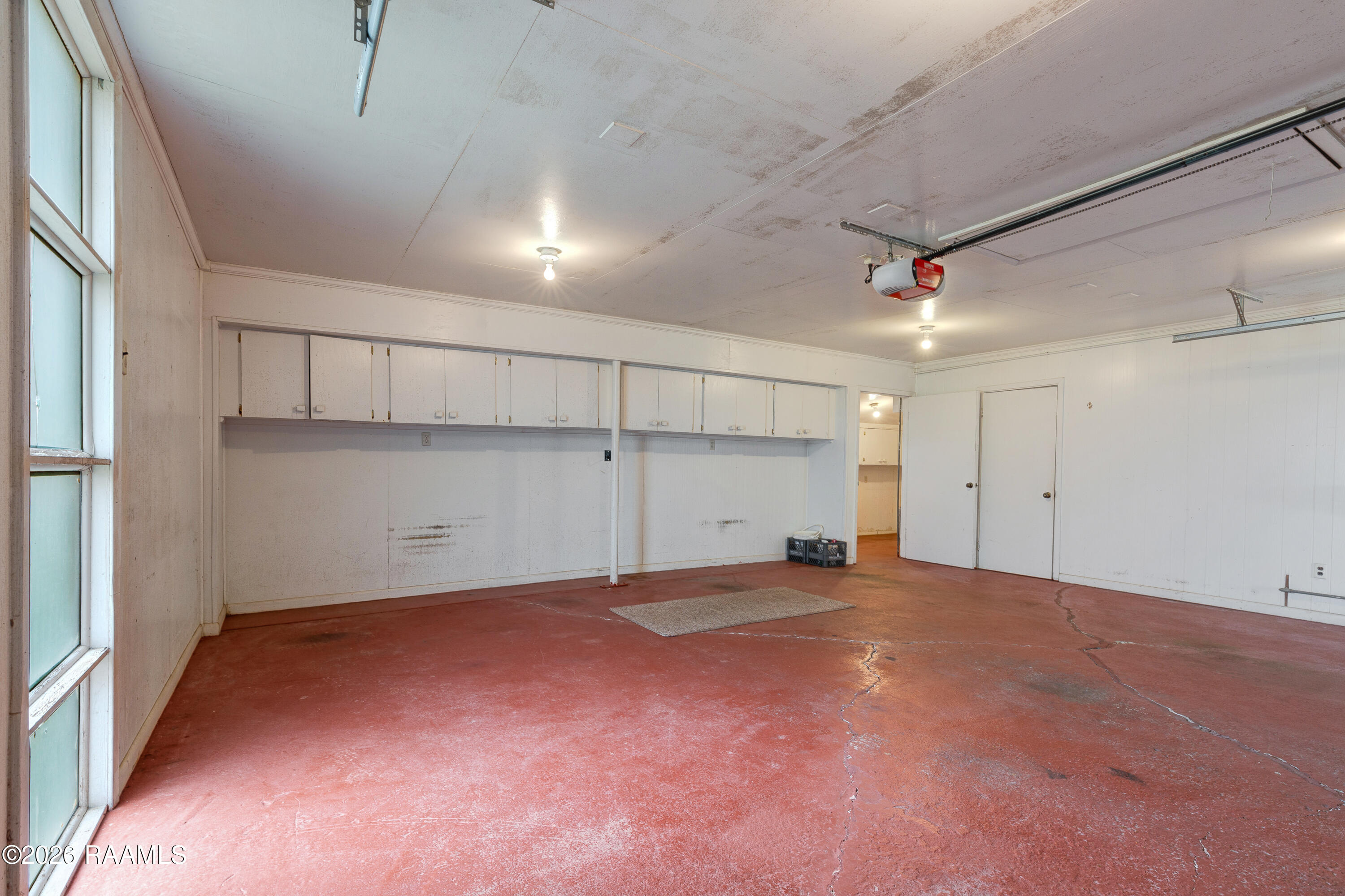 3672 Highway 3043 Opelousas, LA 70570 - Photo 29 of 37 Inside garage