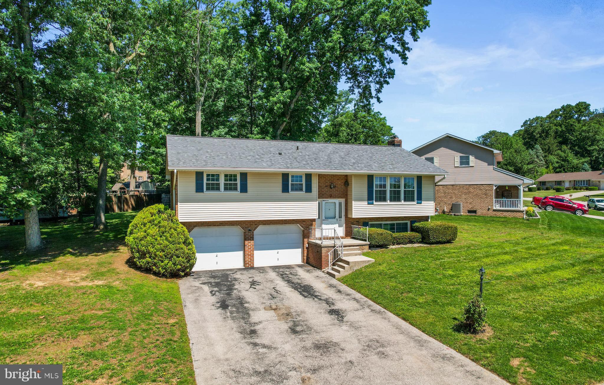26 Laurel Drive Hanover, PA 17331 - Photo 4 of 41