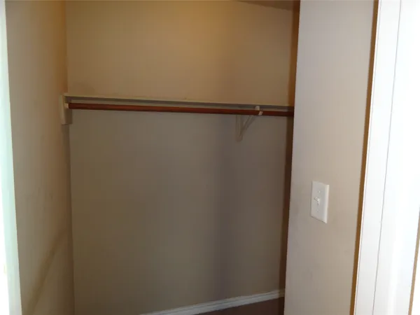 $1,500 | 1550 Stone Village Drive, Brookshire, TX 77423