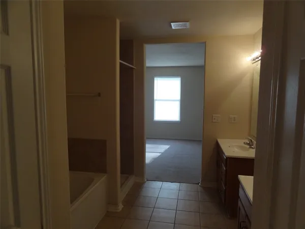 $1,450 | 1550 Stone Village Drive, Brookshire, TX 77423