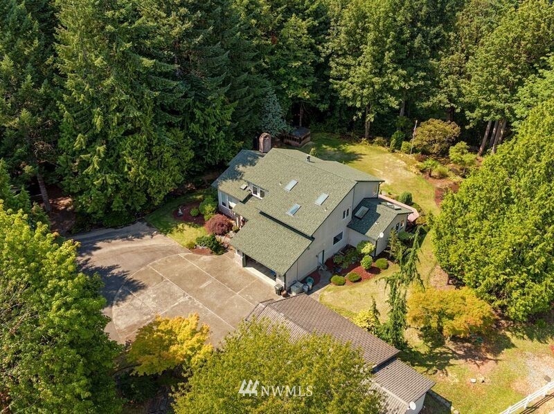 4429 Shellridge Road Northwest Olympia, WA 98502 - Photo 2 of 25 Gallery Image 2